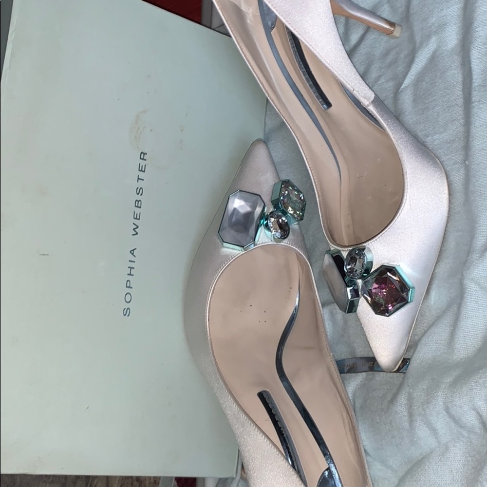 Pumps - Picture 7 of 7